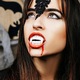 Dinti de vampir cu sange fals pentru petrecerea de Halloween, 6x4 cm, It's Party Time