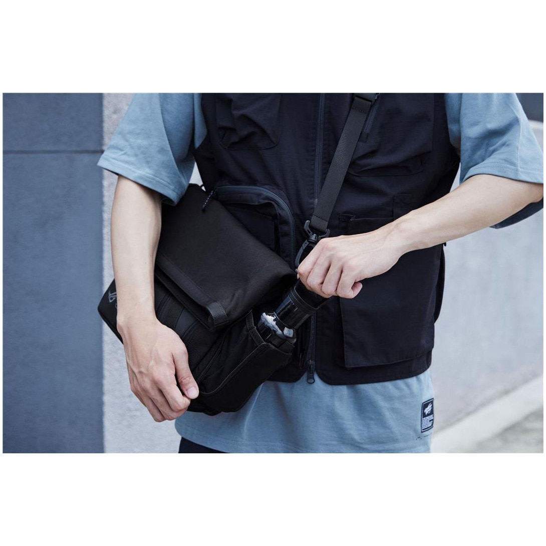 Geanta laptop ASUS ROG Archer Messenger 14''