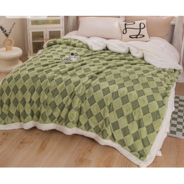 Patura Cu Blanita Artificiala de Iepure si Catifea Teddy, 200 x 230 cm Verde JO373