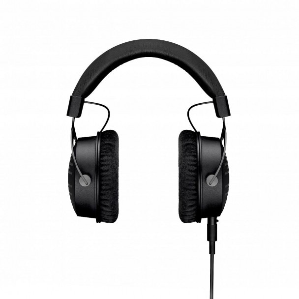 Casti Over Ear Beyerdynamic DT 1990 PRO Cu Fir Stereo Negru