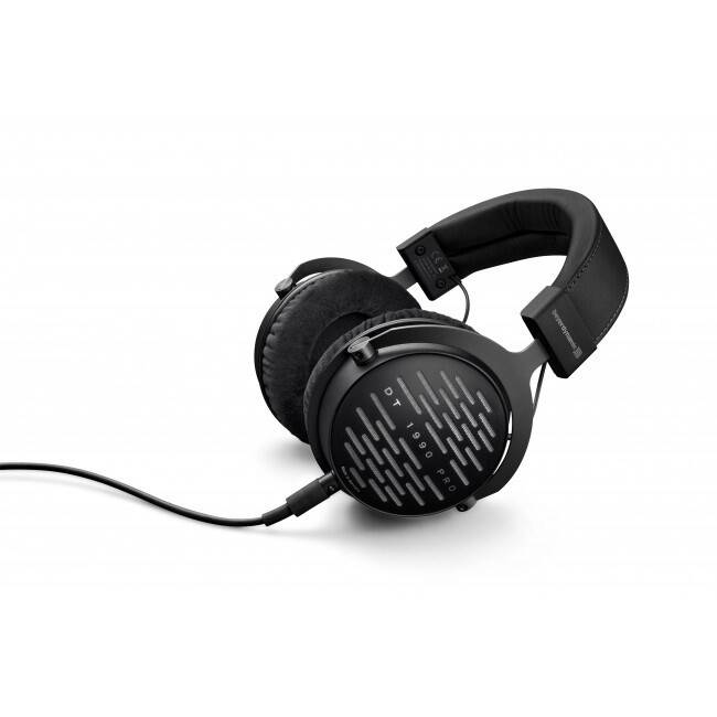 Casti Over Ear Beyerdynamic DT 1990 PRO Cu Fir Stereo Negru
