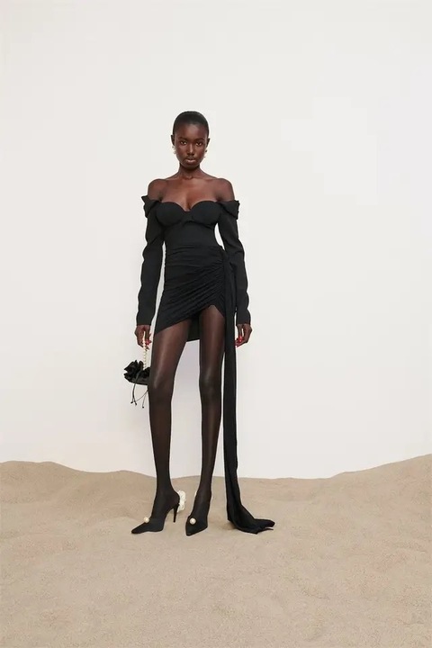 Rochie de dama, scurta, neagra, tul