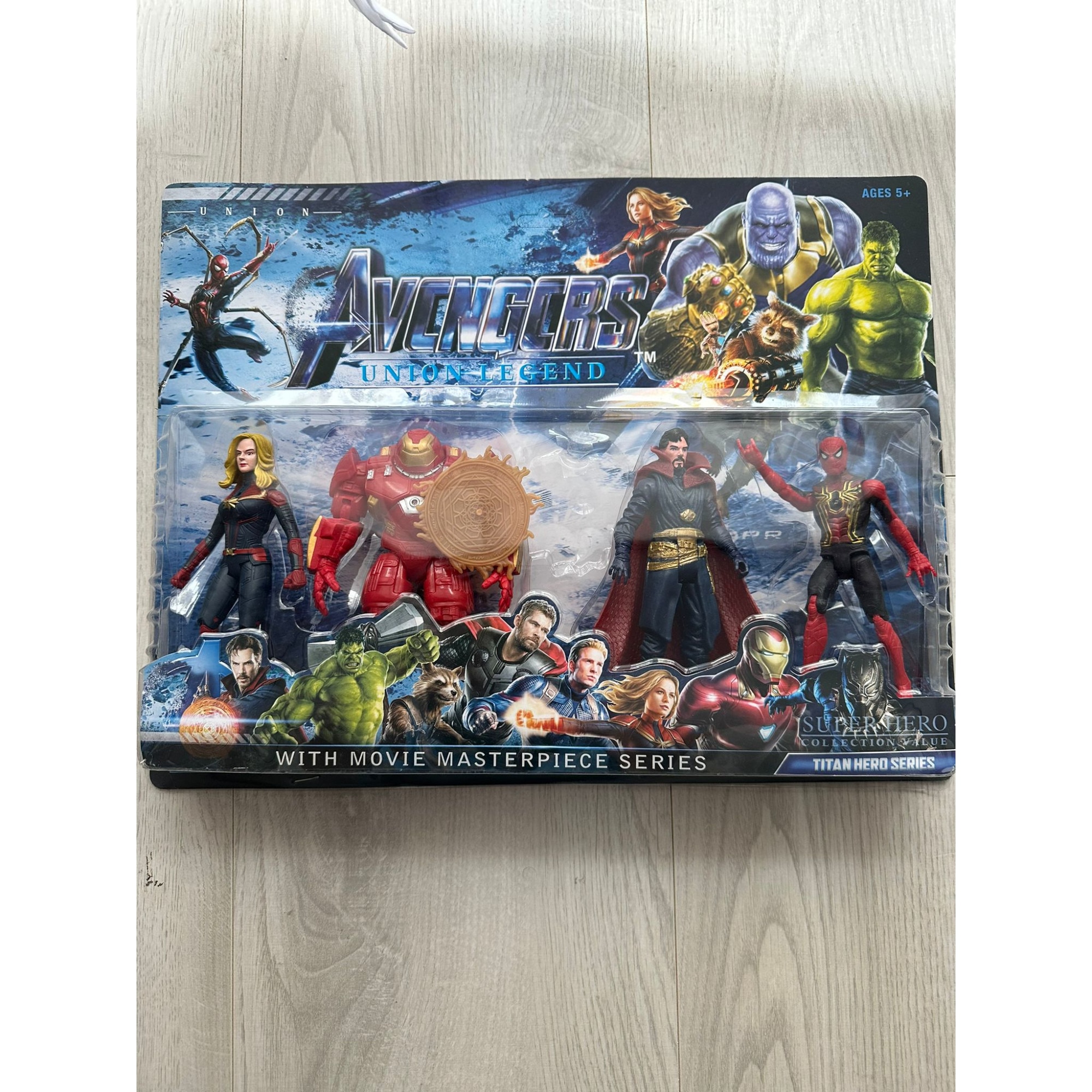 Set 4 Figurine Articulate Tip Super Eroi Avengers HulkBuster IronMan Doctor Strange Captain