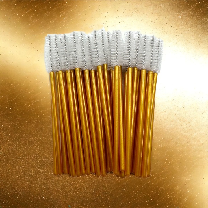 Комплект четки за мигли със златиста спирала, 50 броя, Бяла