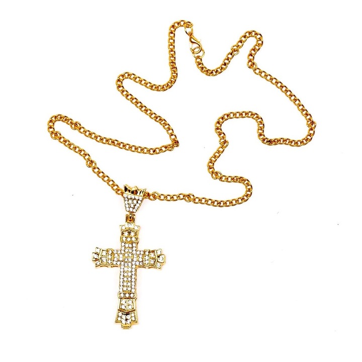 Nyaklánc kereszt típusú medállal, cirkónium kristály díszítéssel, arany