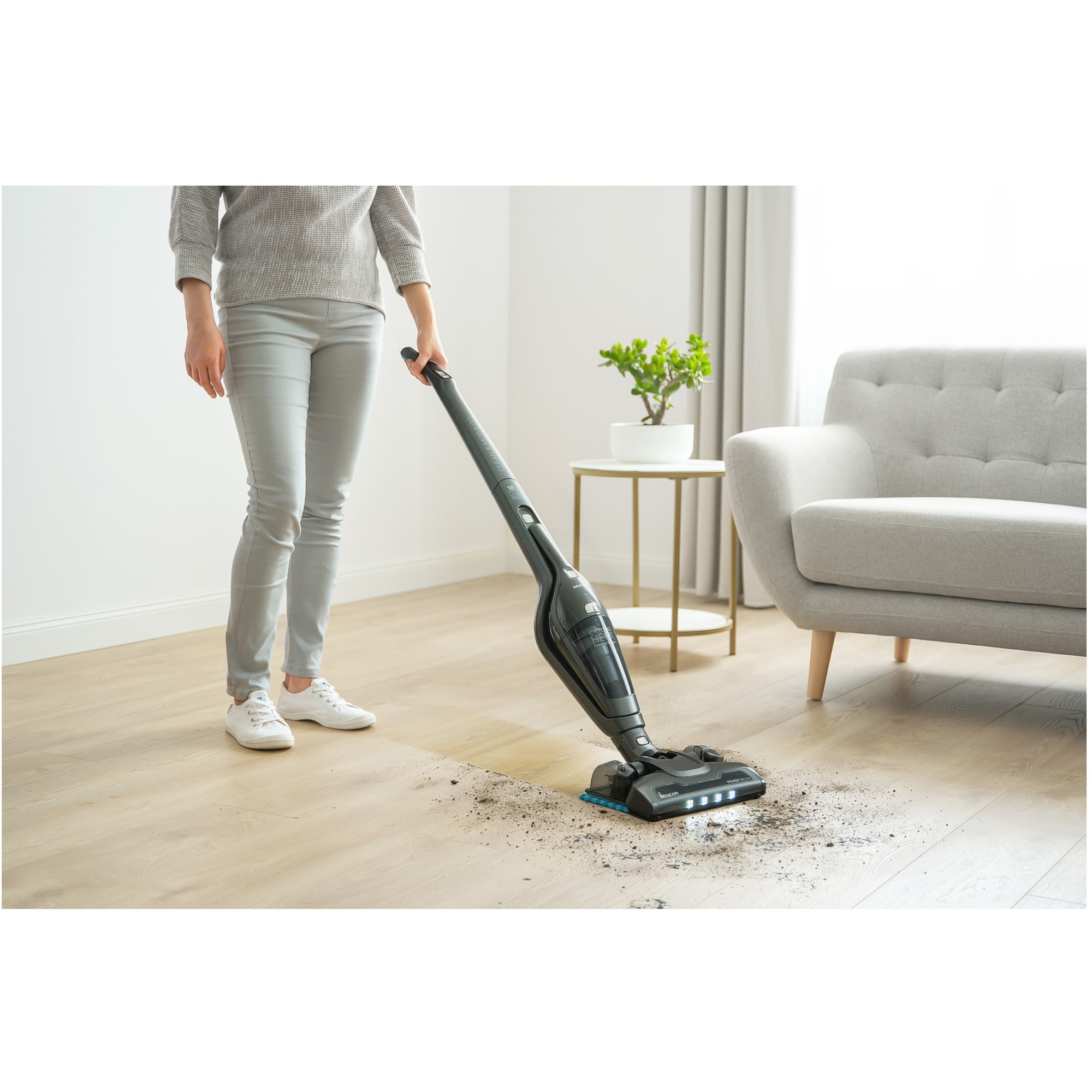Aspirator fara fir, Sencor, SVC 8668AT, Rezervor 0.5l, Timp de functionare 45 min, 2 nivele, Functie MOP, HEPA