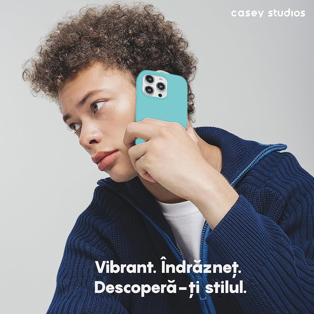 Husa CASEY STUDIOS™ pentru Apple iPhone 15 Pro Max, Soft Silicone Premium, Microfibra in Interior, Turcoaz, pentru Incarcare Wireless, Margini Ridicate pentru Protectia Ecranului si a Camerelor