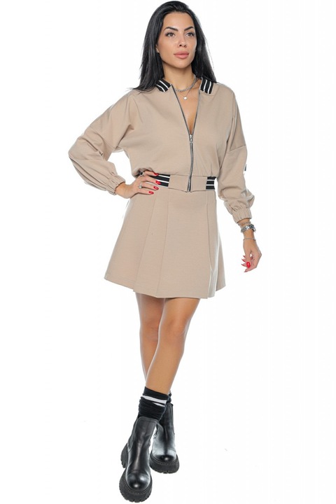 Дамски комплект с пола и сако тип колеж от мек памук, Бежов