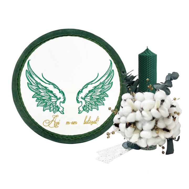 Set elegant trusou botez Gardinea Domain® 11 piese, cutie trusou din catifea cu mesajul "Azi m-am botezat!" si lumanare, decor dantela Verde