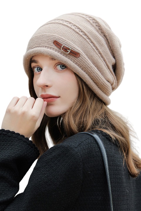 Caciula dama, model delicat cu accesoriu chic, tematica urban style, marime universala, maro, EFAYN