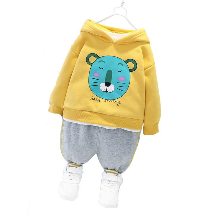 Кадифен костюм, суичър и панталон DAVID