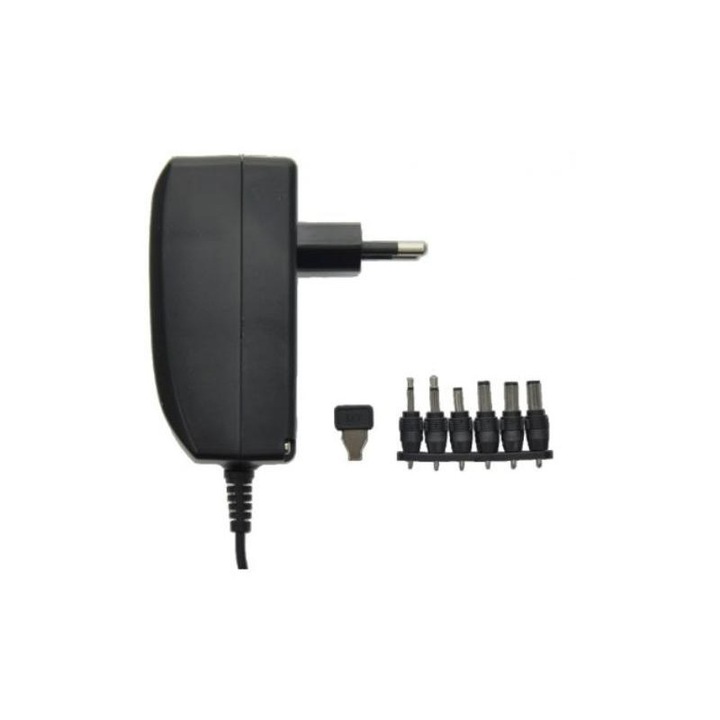 Uniross univerzális adapter 3- 12V, 6 féle csatlakozó, 2250mA, 27W, EU