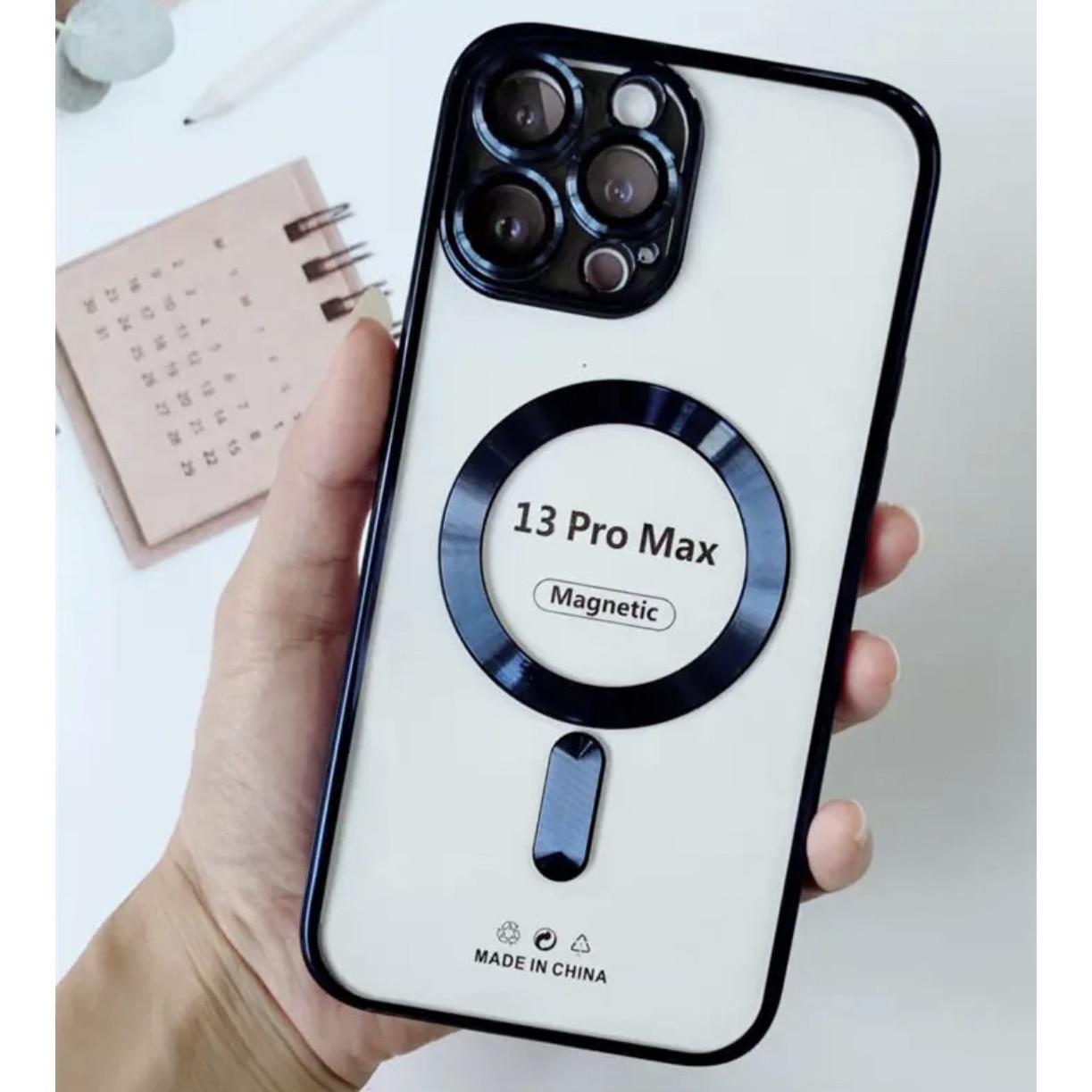 Husa din silicon cu margini metalizate Ultra-Soft, Luxury Magsafe, compatibila cu iPhone 11 / Negru