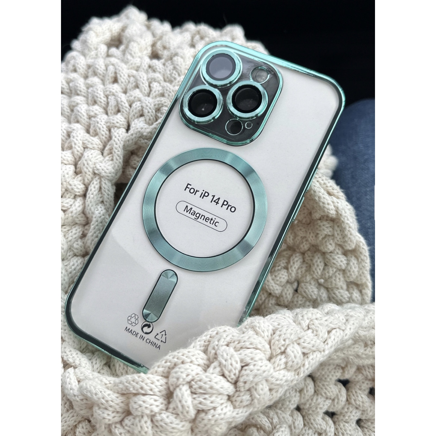 Husa din silicon cu margini metalizate Ultra-Soft, Luxury Magsafe, compatibila cu iPhone 11 / Verde