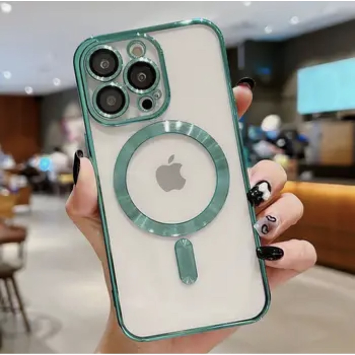 Husa din silicon cu margini metalizate Ultra-Soft, Luxury Magsafe, compatibila cu iPhone 11 / Verde