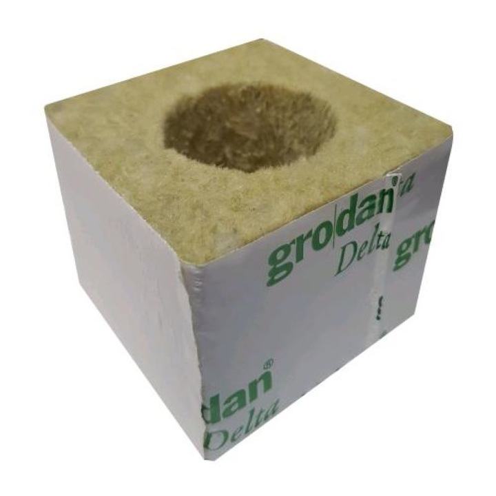 Bloc de vata minerala Grodan Delta 7, 5x7, 5cm. cu o gaura mare 1 buc
