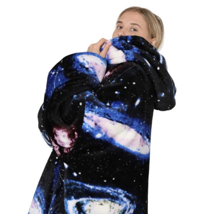 Pulóver típusú takaró, bolyhos, univerzális méret - Univerzum, Hoodzie