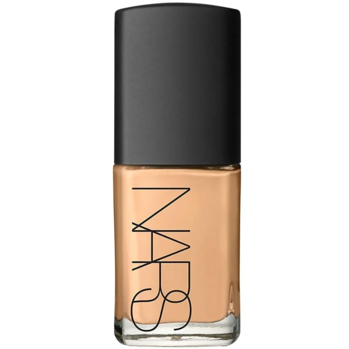 NARS Sheer Glow фон дьо тен за сияйна хидратация, цвят SAHEL 30 мл