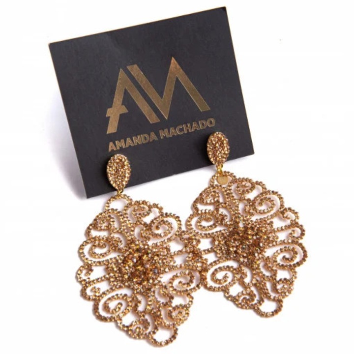 Cercei aurii dantelati Amanda Machado
