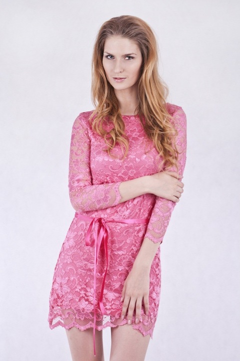 Rochie roz din dantela cu panglica John Zack