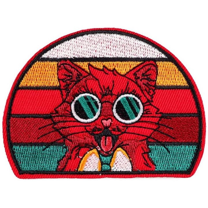 Бродирана текстилна нашивка Cat Cat в цветове 8.2x6 cm