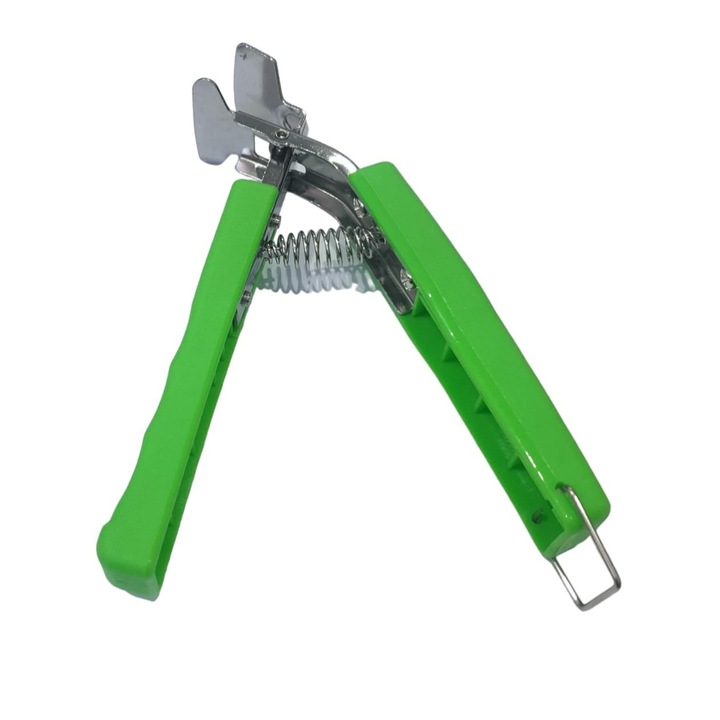 Maner universal pentru manevrare tavi si oale fierbinti cu sistem de blocare antialunecare, verde