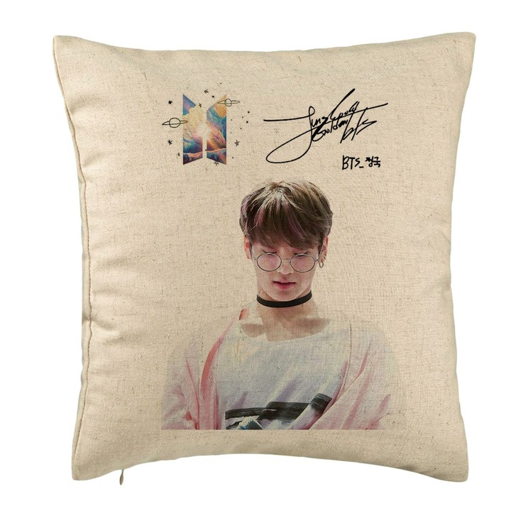 BTS Jungkook 2 dekoratív párna, 40x40 cm, bézs, levehető huzat, fújtató