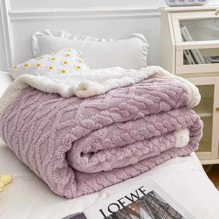 Дебело одеяло Cocolino + 2 калъфки за възглавници, с косъм, 200x230 см, плетен тип, лилаво