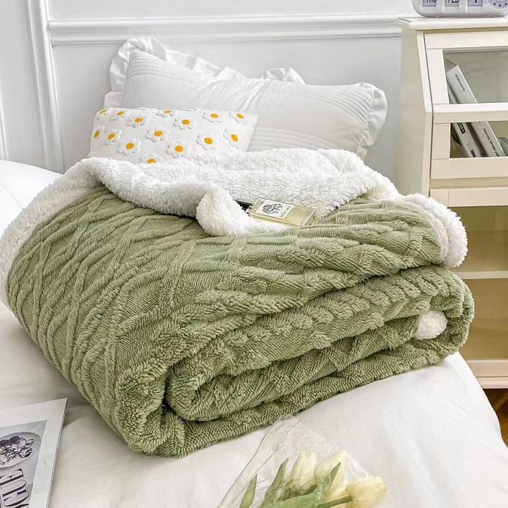 Дебело одеяло Cocolino + 2 калъфки за възглавници, с косъм, 200x230 см, плетен тип, Зелен
