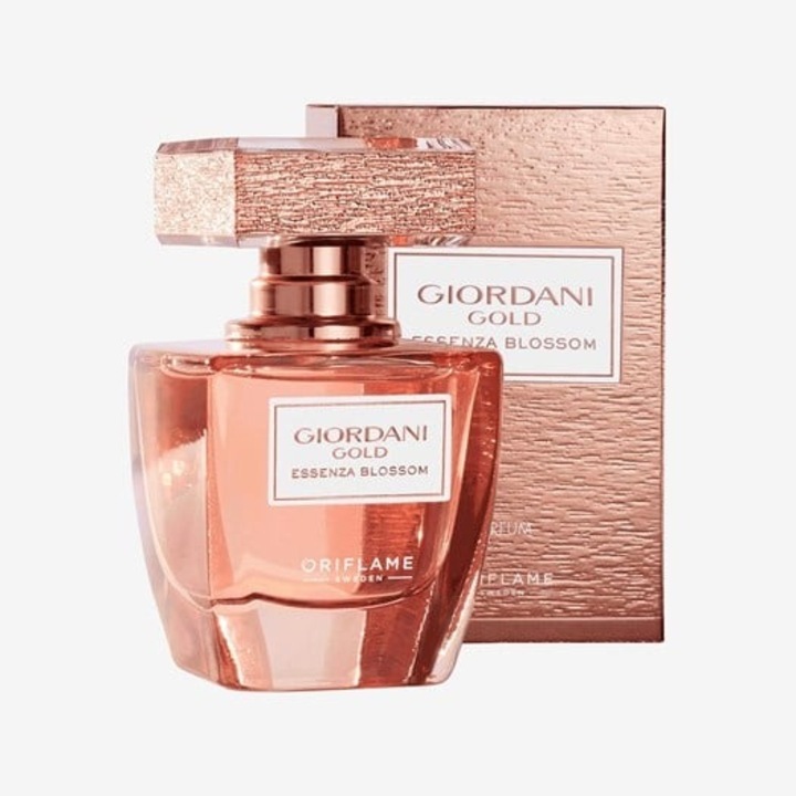 Set complet pentru Ea, parfum de femei Giordani Gold Essenza Blossom, insotit de insigna Dactylion cu mesaj motivational, cadou un trandafir rosu suflat la baza cu aur