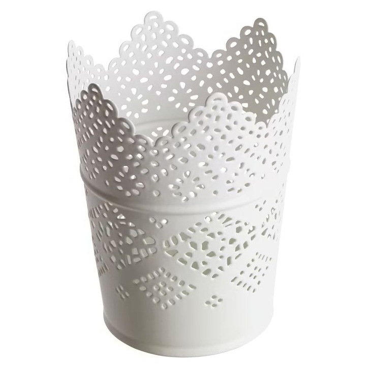 Suport lumanare decorativ, potrivit pentru lumanari tip pastila, decupat, metal, alb laptos, 11 cm