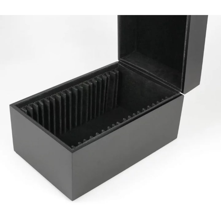 Fa doboz érmekészletekhez, Széf Albumok, matt fekete, mágneses záródás, 20 rekeszes 170 x 165 mm