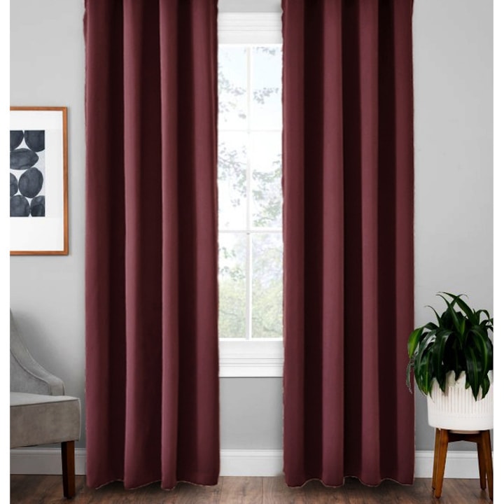 Set 2 bucati draperie SereDesign material tip Blackout culoare Bordo, croita cu rejansa pentru sina sau galerie, carlige sina, 2 x L 200 cm x H 250 cm