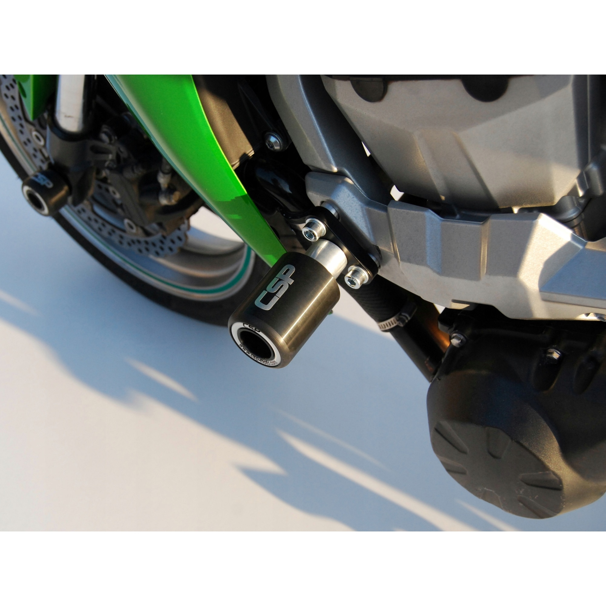 Set 2 crash paduri moto, CSP, Plastic, Pentru Kawasaki Z750/Z750R 20072012, Negru eMAG.ro