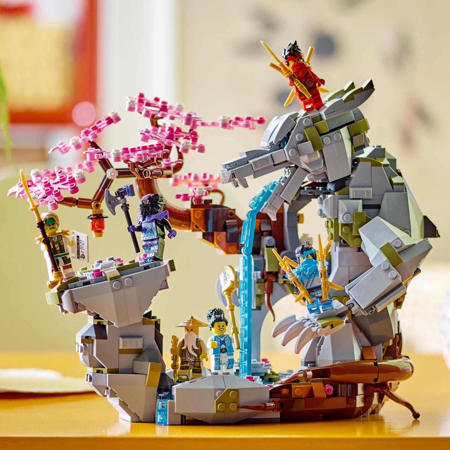 テオ Theo LEGO® NINJAGO® - Altarul-dragon de piatra 71819, 1212 piese - eMAG.ro