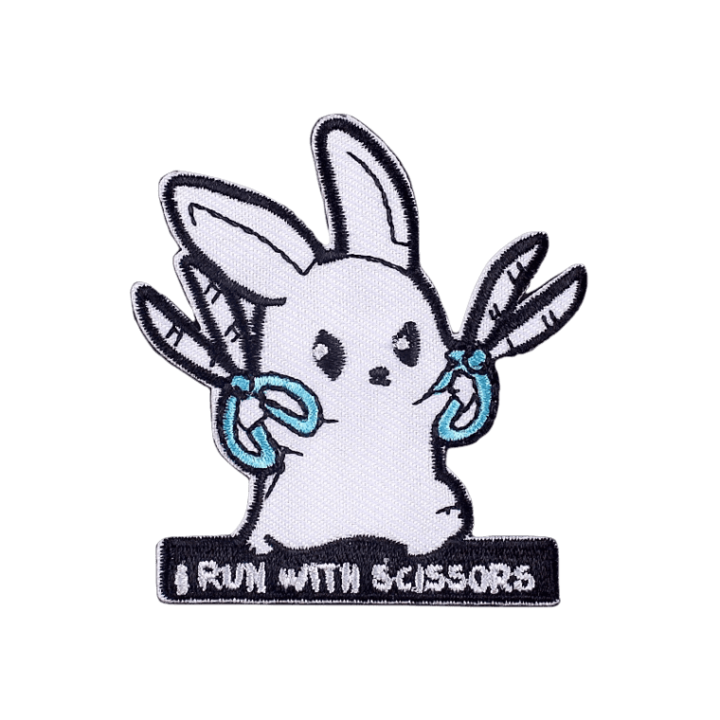 Petic textil brodat Rabbit run with scissors 6.5x6 cm