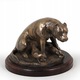 Statueta Staffik cu pui, Bronz/Rasina, Bronz/Maro
