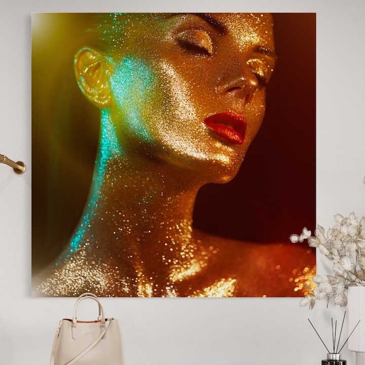 Tablou Canvas Premium, LuxCanva® A1257, Girl With Glitter, 50 X 50 CM, Panza Bumbac 100% 400g/m2, Sasiu Lemn, Dressing, Sclipici, Auriu, Femeie, Dormitor, Culori Vibrante