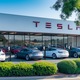 Stalp montare incarcatoare auto electrice, Universal Ufixed, Rezistent la Rugina, Potrivit pentru Utilizare in Exterior, Compatibil cu Incarcatoare Tesla si J1772, Negru
