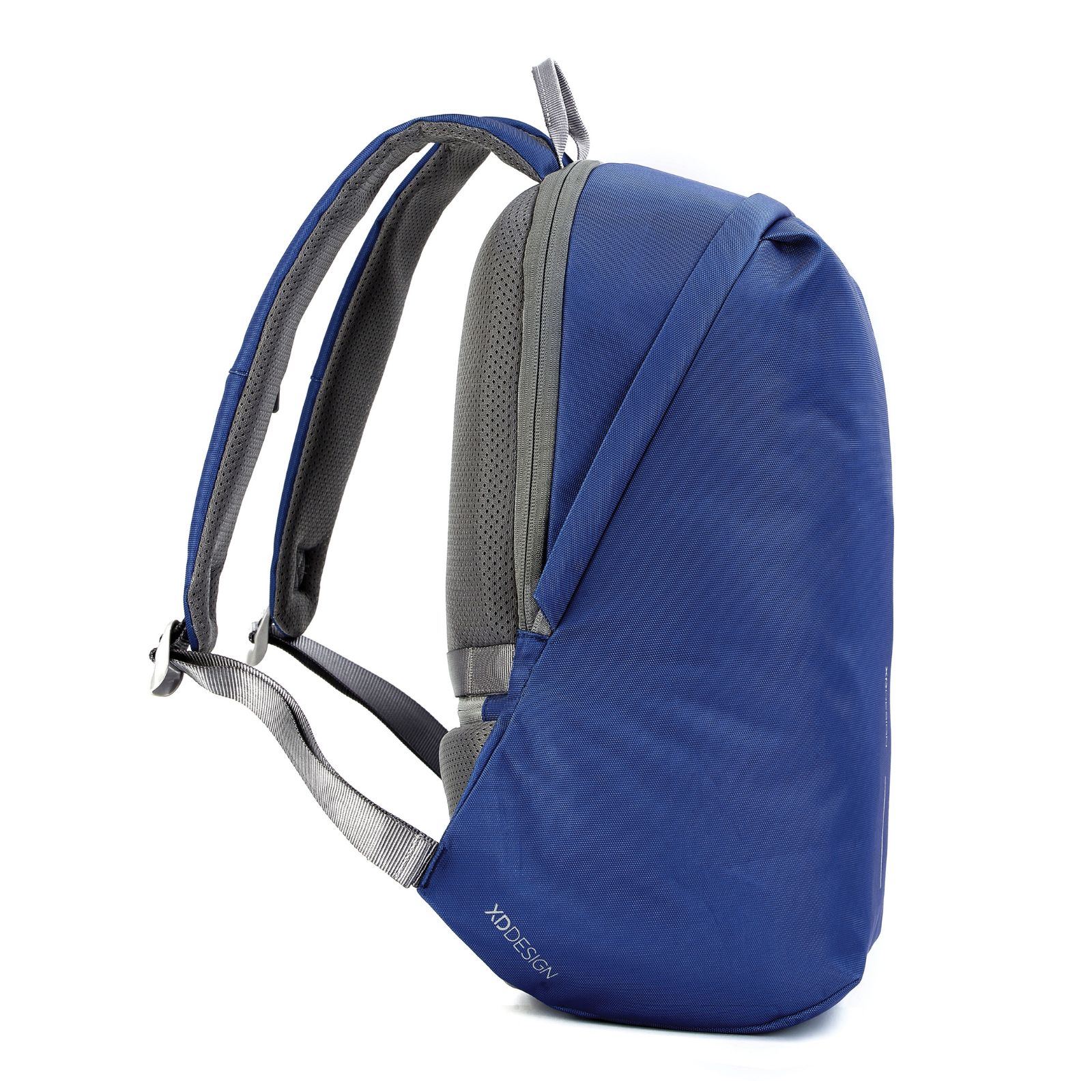 Rucsac laptop Bobby Soft, XD Design, 15.6 inch, antifurt, multiple buzunare cu protectie RFID, port USB, material sustenabil rezistent la apa, 16 l, blue, bandana Empath inclusa