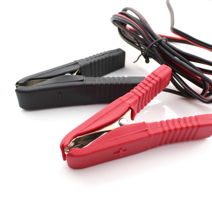 Autó akkumulátor egyenirányító 12V 4A