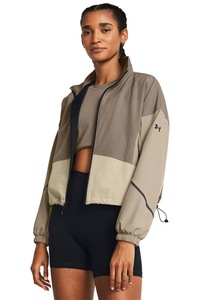 Jachete si geci sport dama