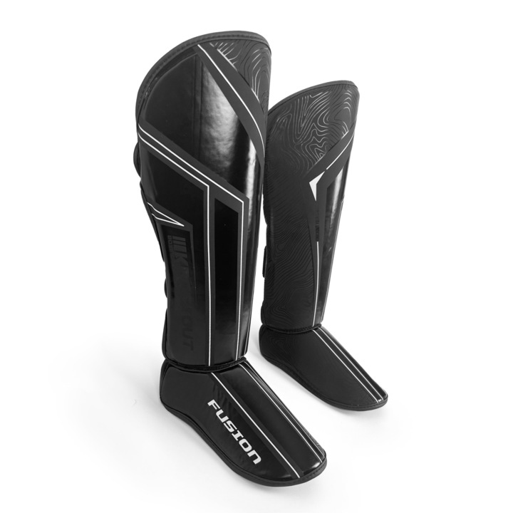 Knockout Fusion Shins fekete/fehér / S