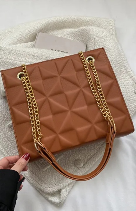 Royal Charm Láncos Messenger Táska Nőknek - Barna