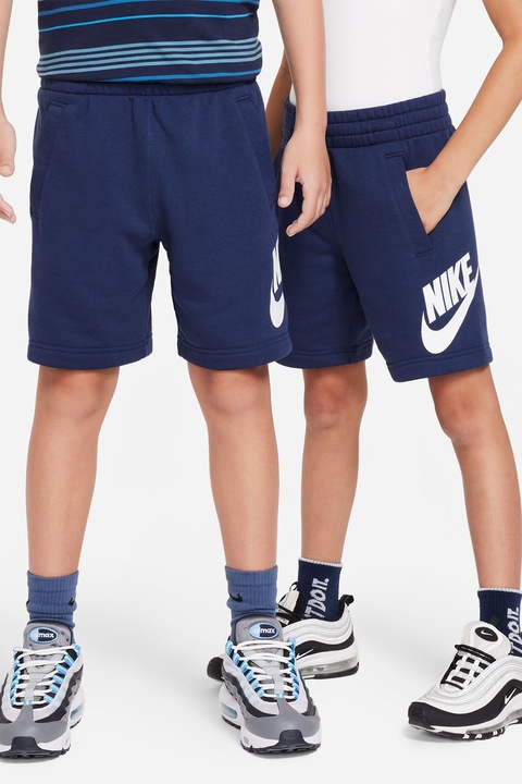 Nike, Pantaloni scurti cu imprimeu logo Sportswear Club, Alb/Bleumarin