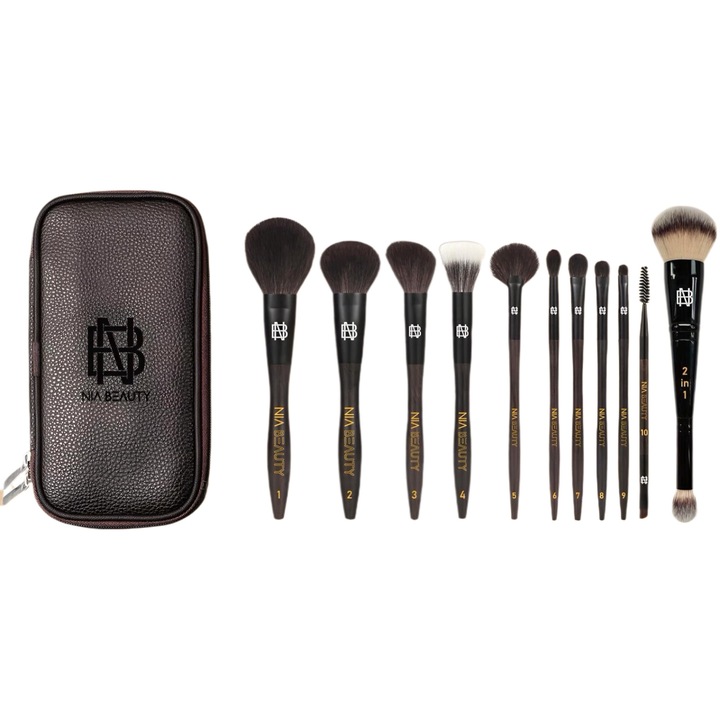 Set 12 pensule de machiaj din par natural de capra si maner ergonomic din lemn de abanos