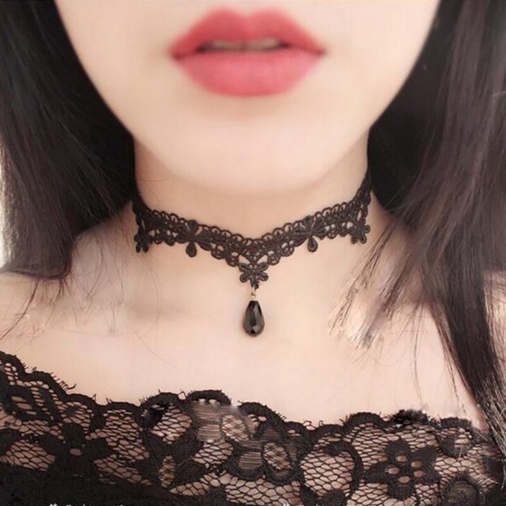 CHOKER Csipke hímzett fekete elegáns nyaklánc