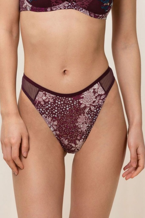 Triumph bugyi, pazar Spotlight magas derekú tanga, Túlérett cseresznye, M