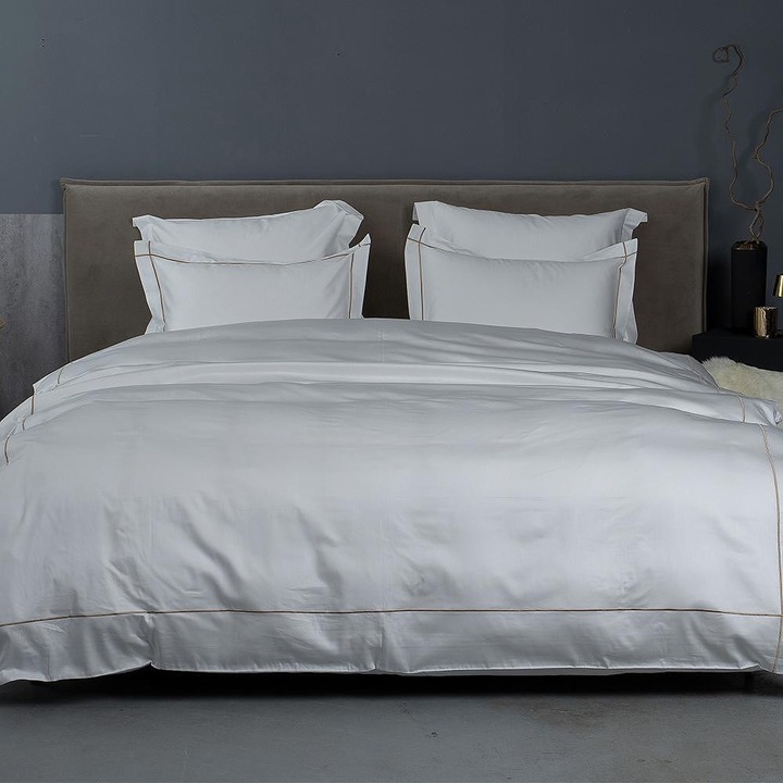 Set de pat, Ilonzo Home, Bumbac, Bianca, twin cu o geanta, 1 husa pilota, 200x220 cm, 1 cearceaf 270x290 cm, 2 fete de perna 50x70 cm, Alb