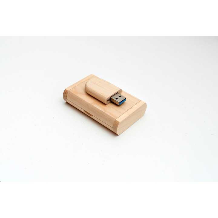 USB памет 16GB, USB 3.0, изработена от букова дървесина и естествена овална кутия
